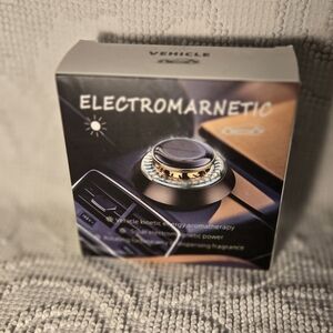 Electromagnetic Car Aromatherapy Diffuser